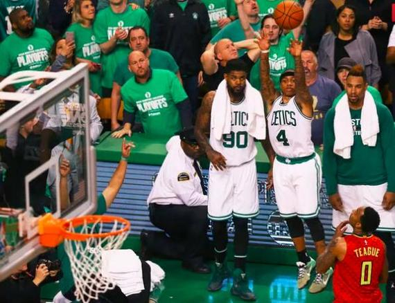 军助阵的背 军助阵的背