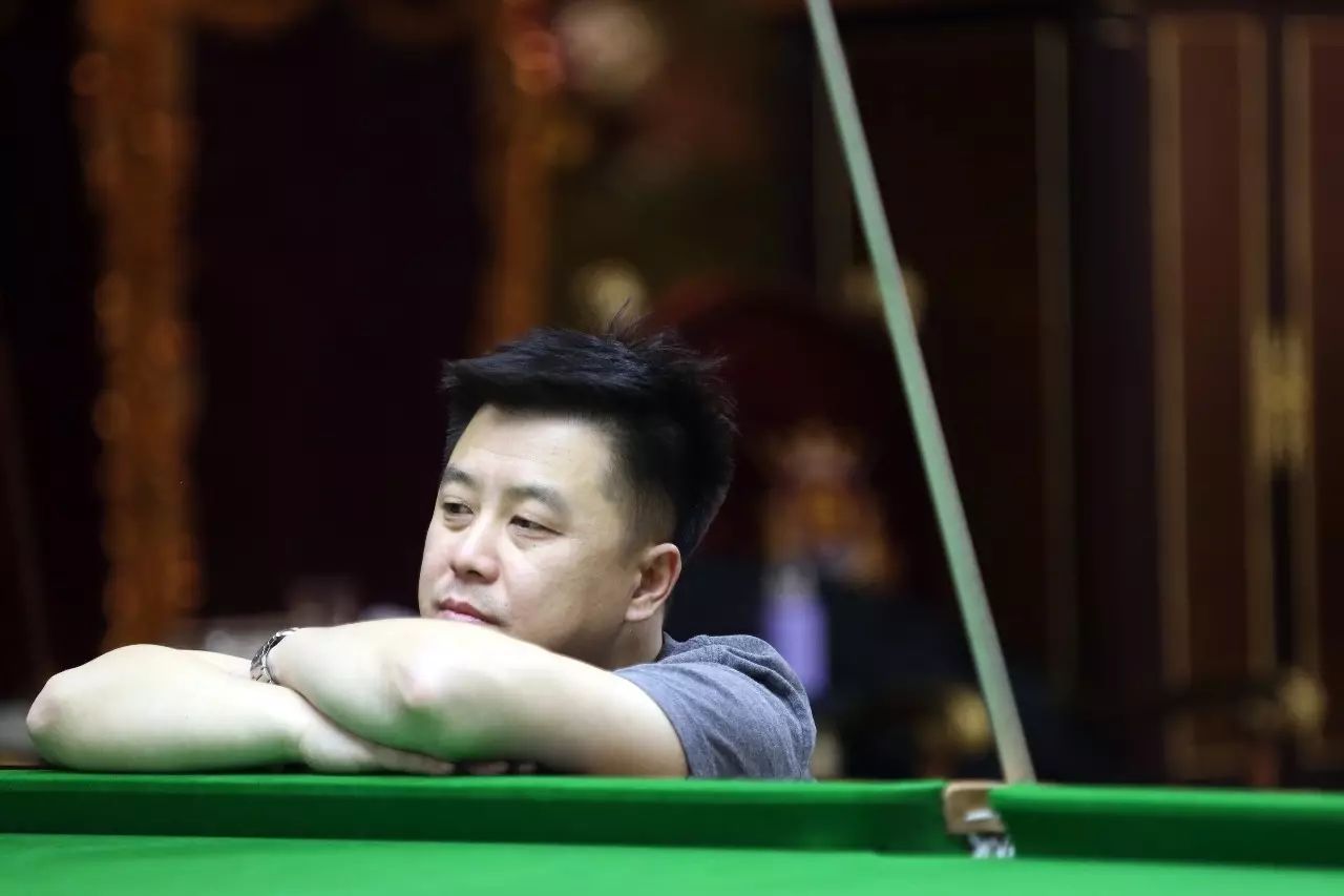 的缠斗也没 的缠斗也没