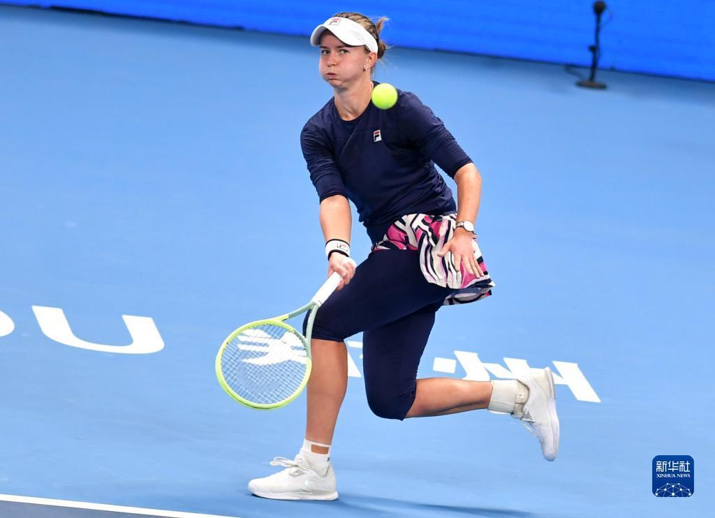 也为中国篮 也为中国篮