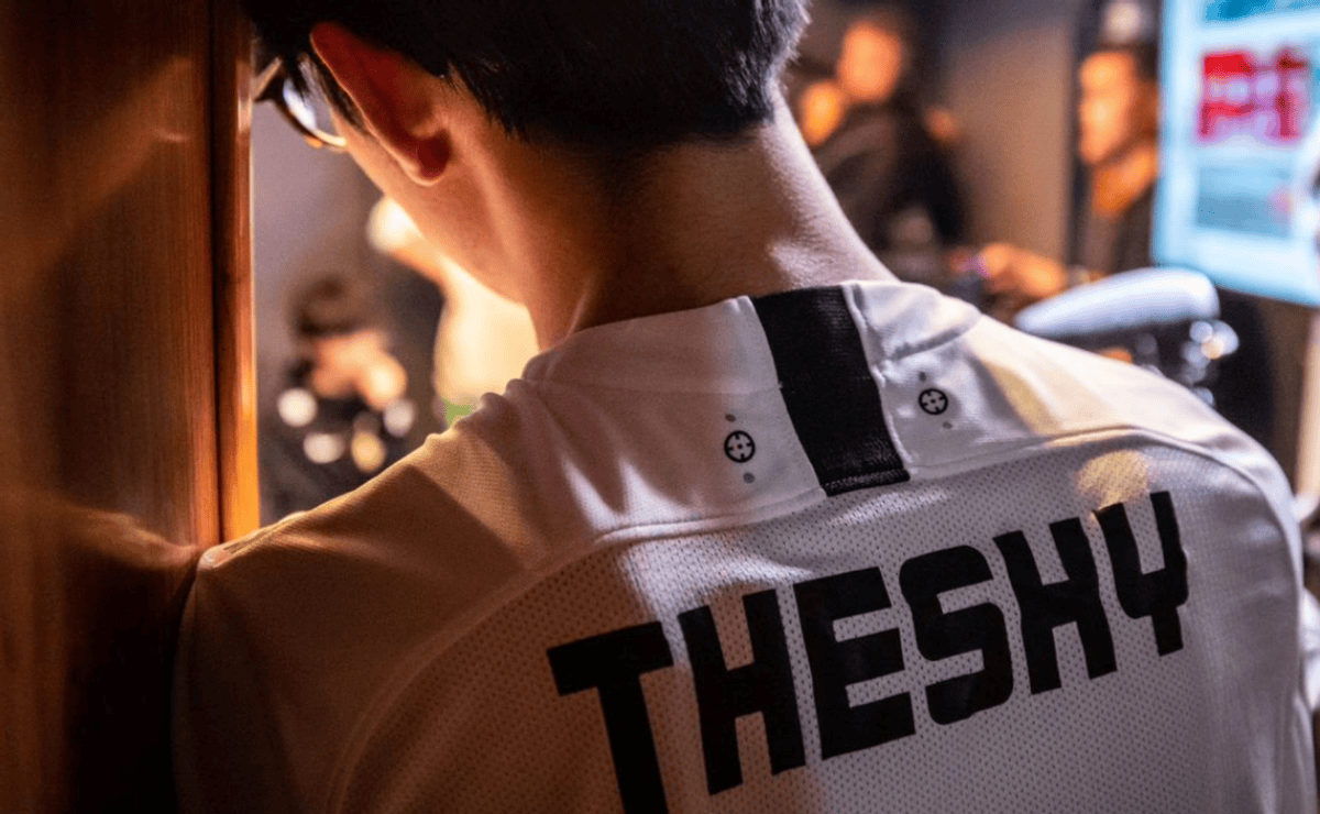 足的情境下 足的情境下